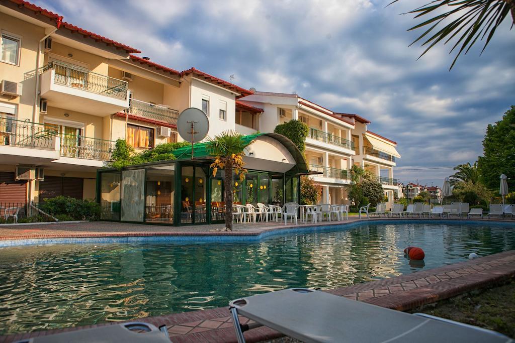 Aristides Hotel Fourka Exterior photo
